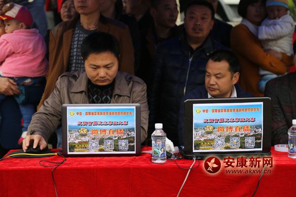 政務微博現場直播.jpg