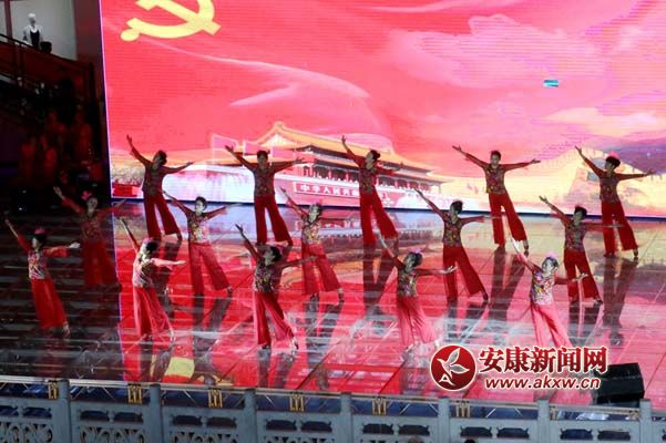 舞蹈《祖國之戀》.jpg