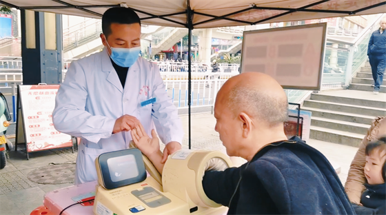 安康這三兄妹,熱血!